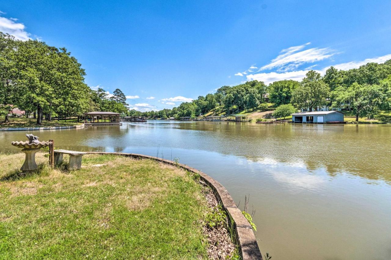 Lakefront Hot Springs Home With Updated Deck And Dock! Exteriör bild